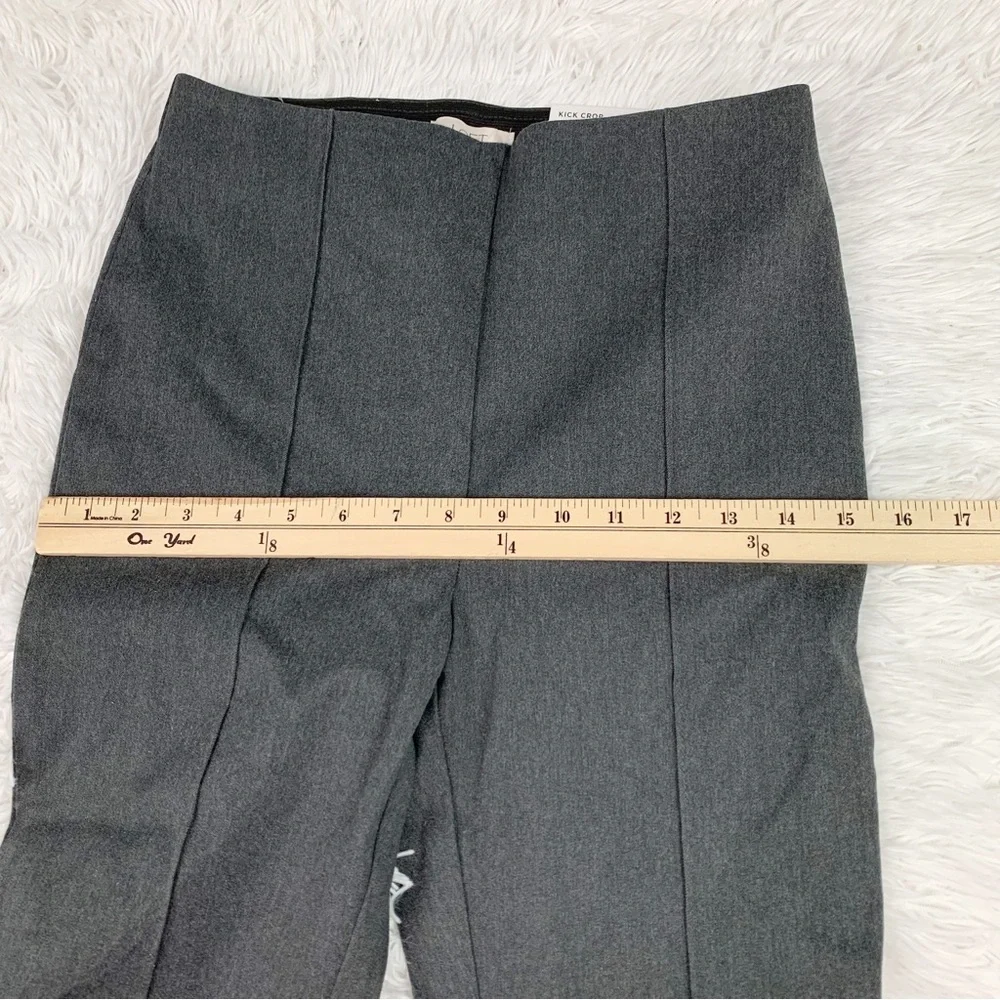Loft petite high rise kick cropped pin tuck pants in grey‎ flat front - Picture 6 of 14
